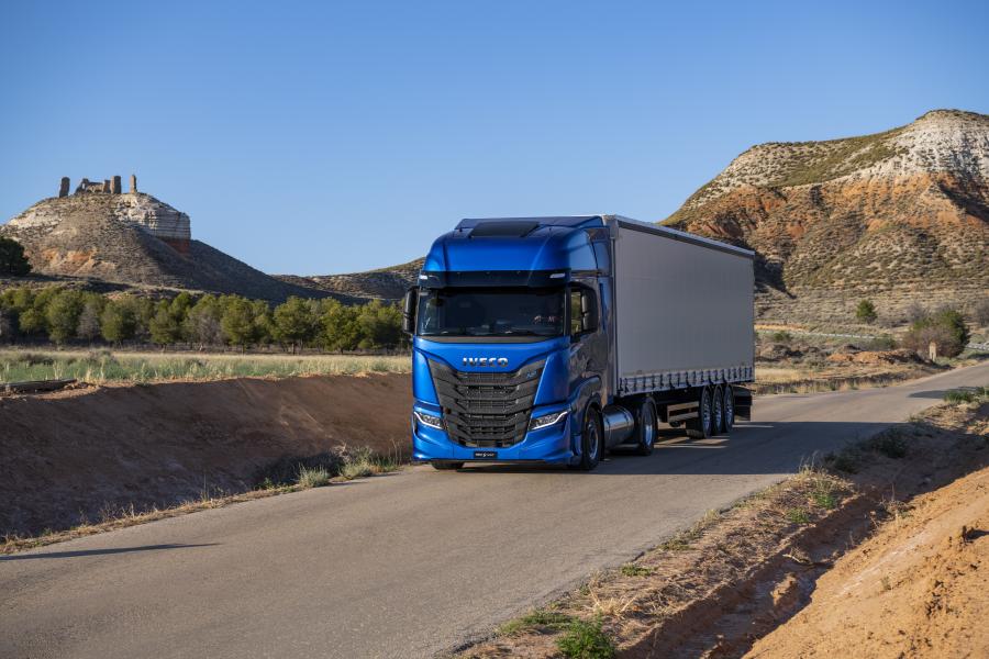  Iveco S-WAY NP S460 4x2 2019 года  (фото 2 из 19)
